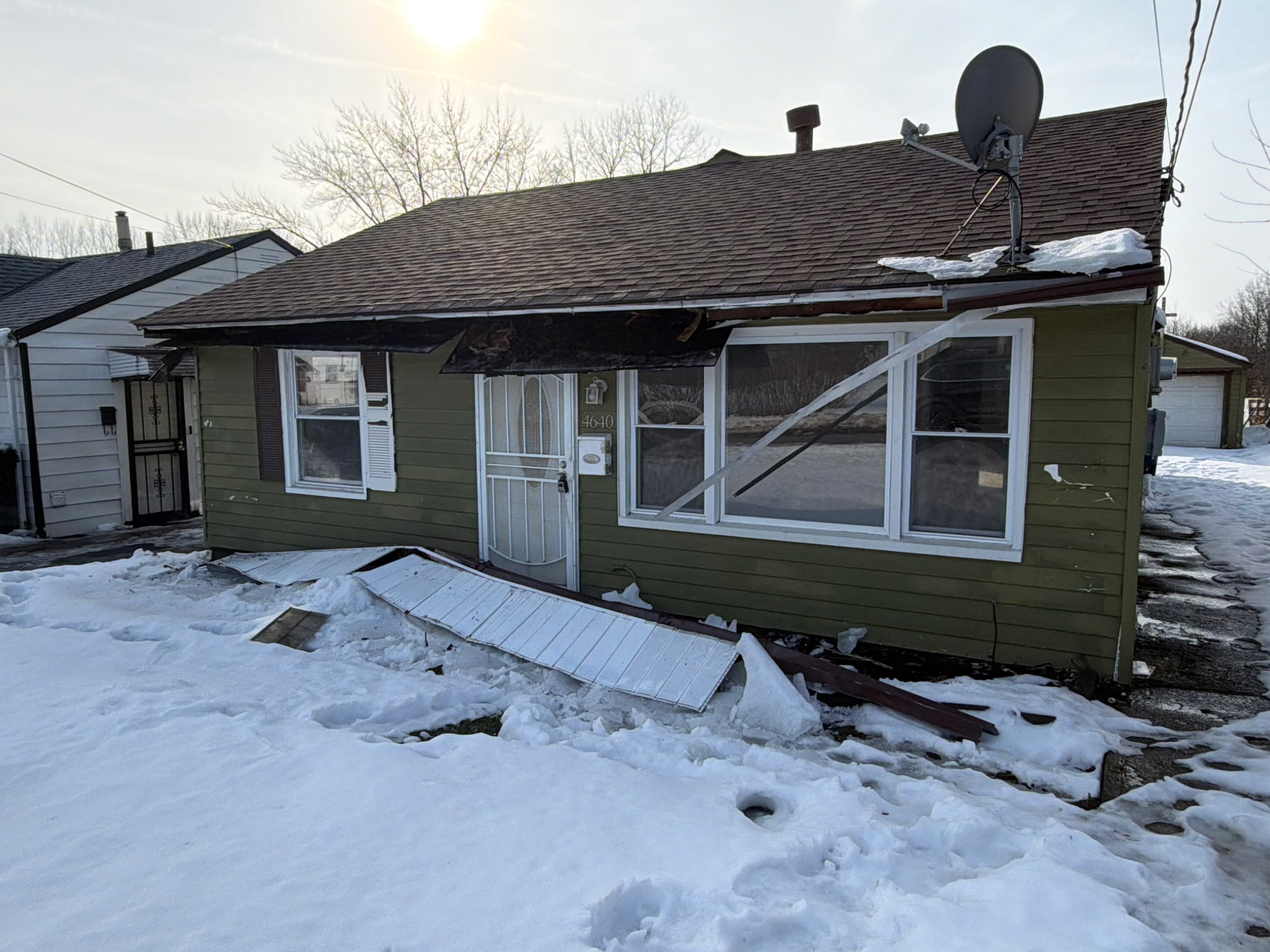 Emergency Winter Gutter & Fascia Repair in Cleveland, OH Saving a Pending Home Sale After Ice Damage Collapse